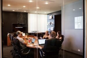 Les avantages de travailler avec une agence digitale à Andrézieux-Bouthéon